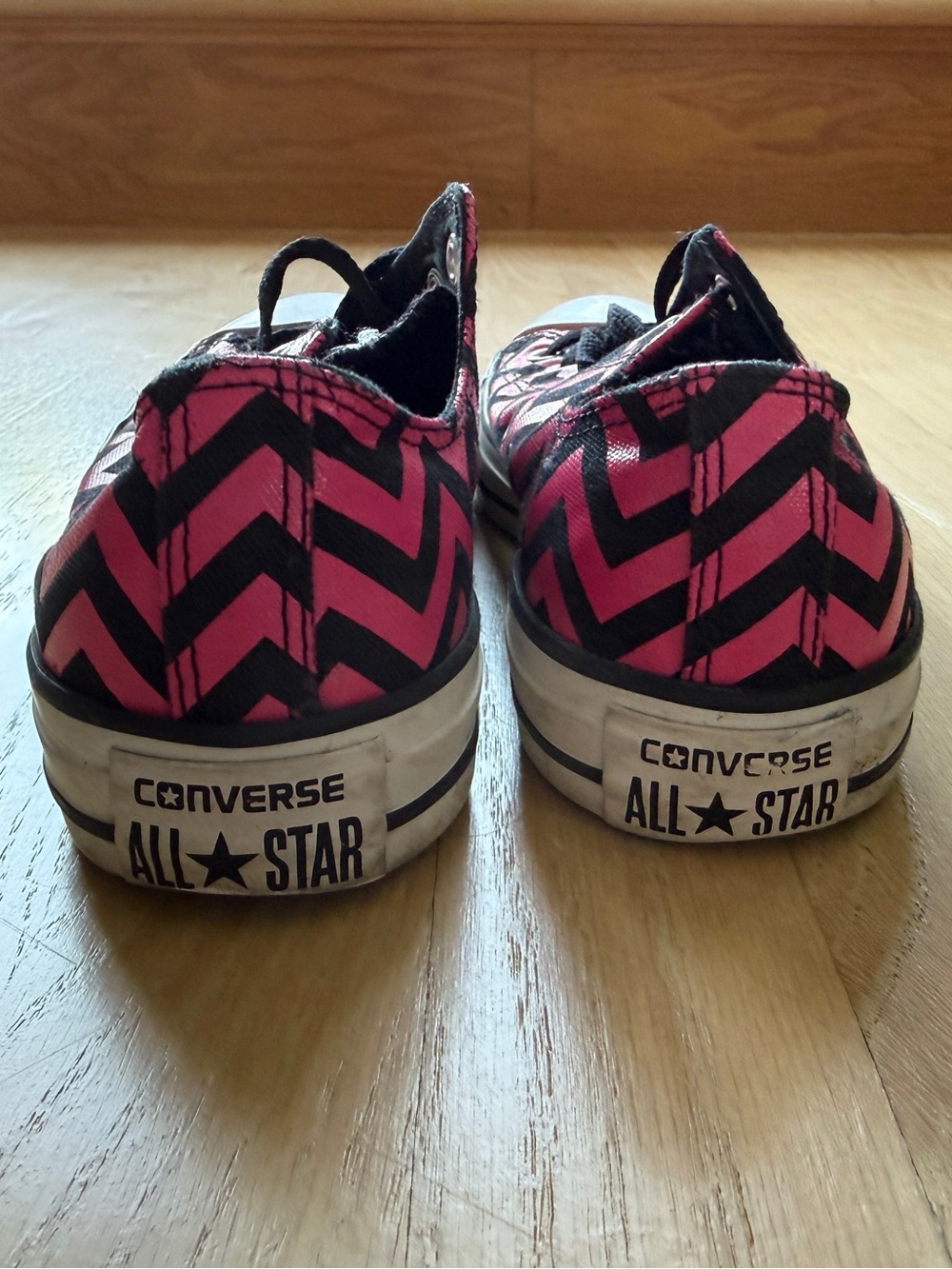 Converse Black Sneakers with Pink Zigzag Accent - Picture 5 of 5